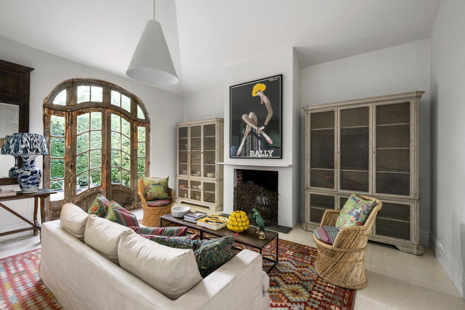 17 Ruabon Road, Toorak, 3142