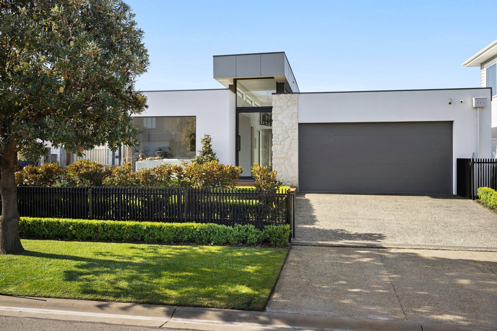 17 South Harbour Esplanade, Safety Beach, 3936