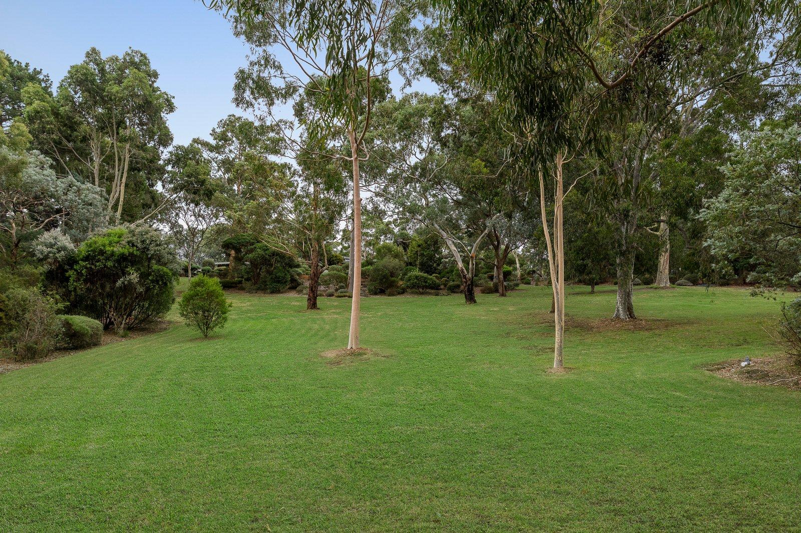 174-176 Tindals Road, Park Orchards, 3114