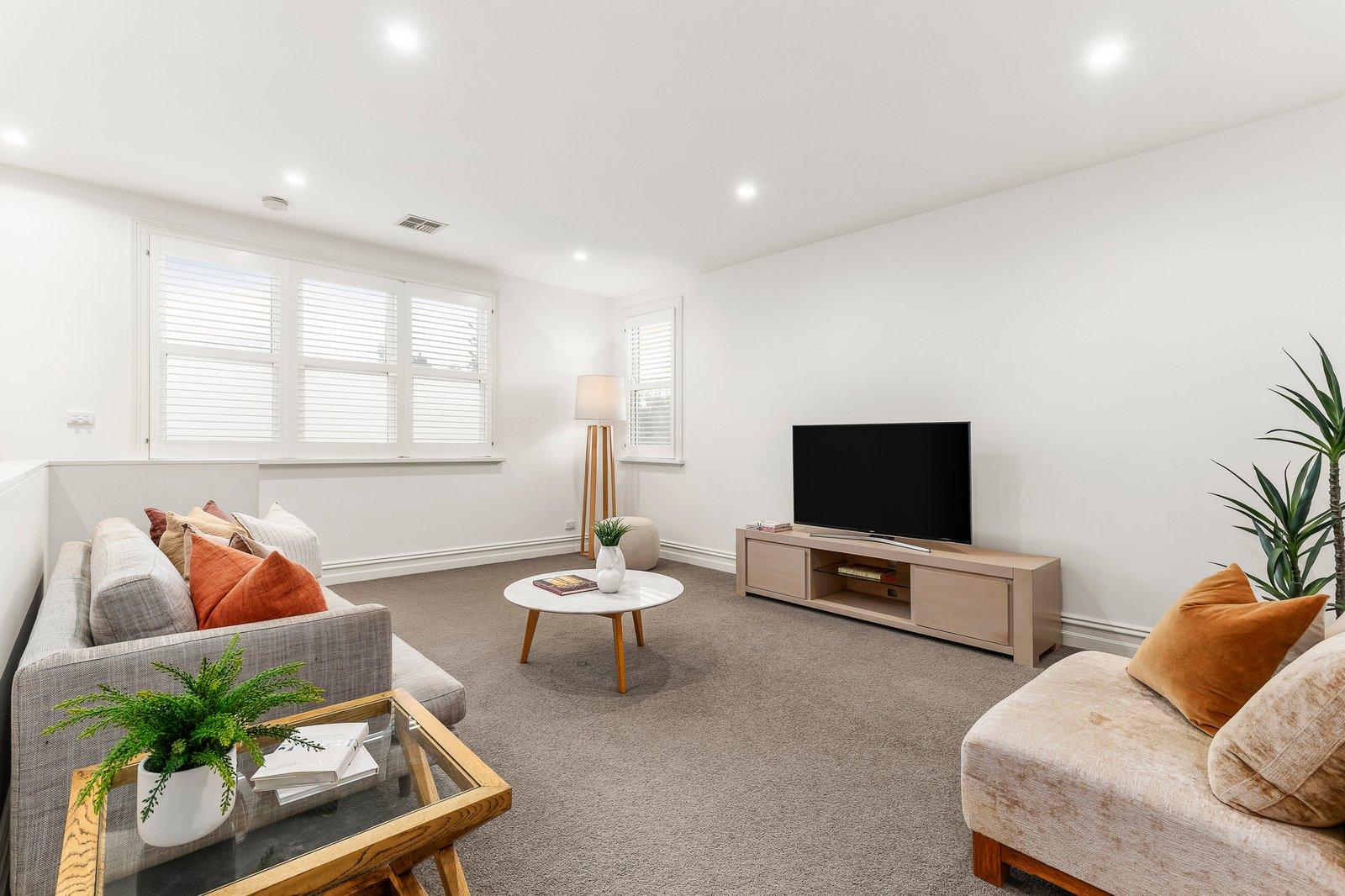 18 Thornton Avenue, Surrey Hills, 3127