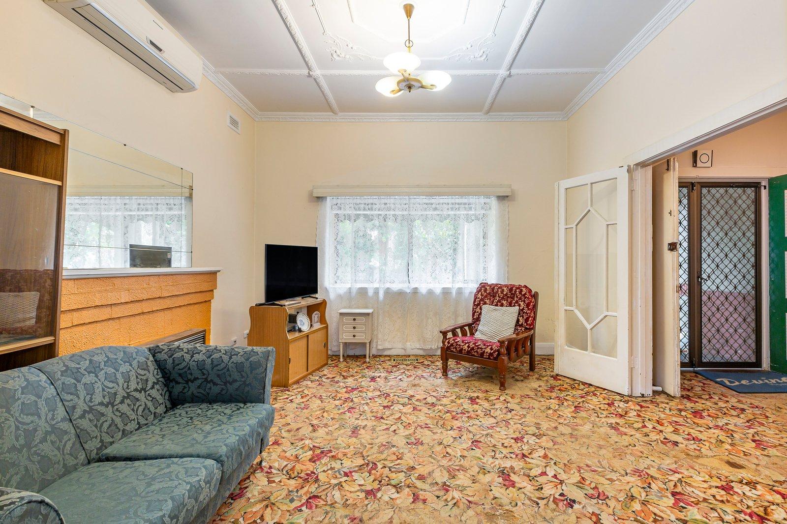 18 Through Road, Camberwell, 3124