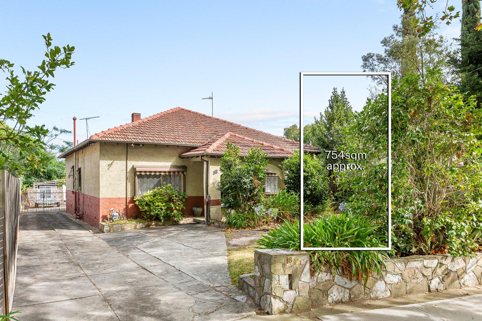 18 Through Road, Camberwell, 3124