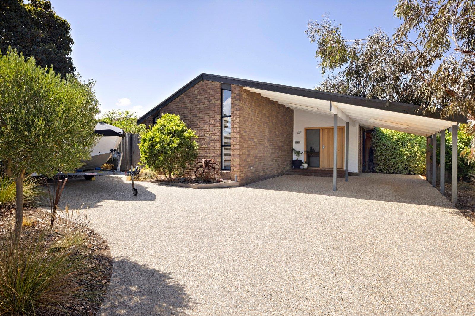 18 Weber Drive, Mornington, 3931