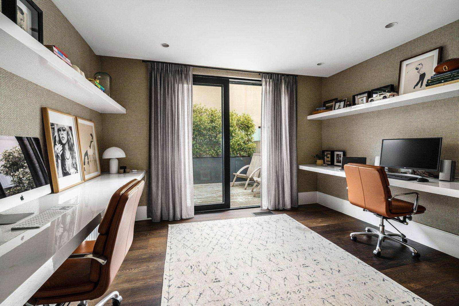 18 Winifred Crescent, Toorak, 3142