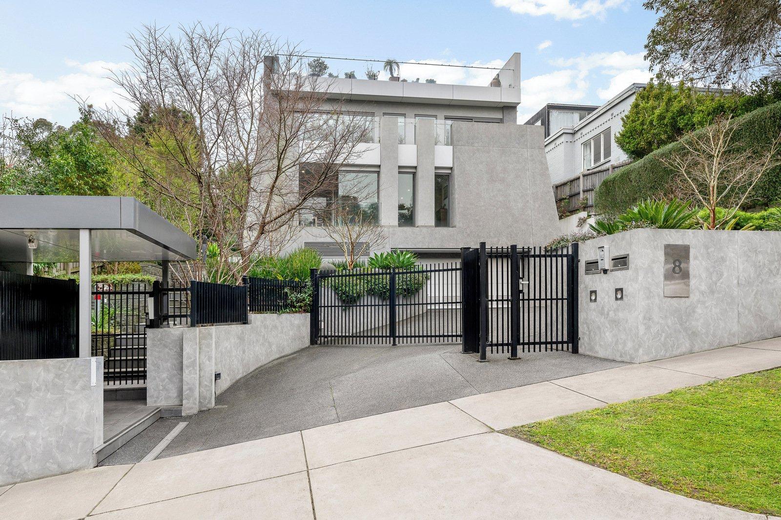 1/8 Yarravale Road, Kew, 3101