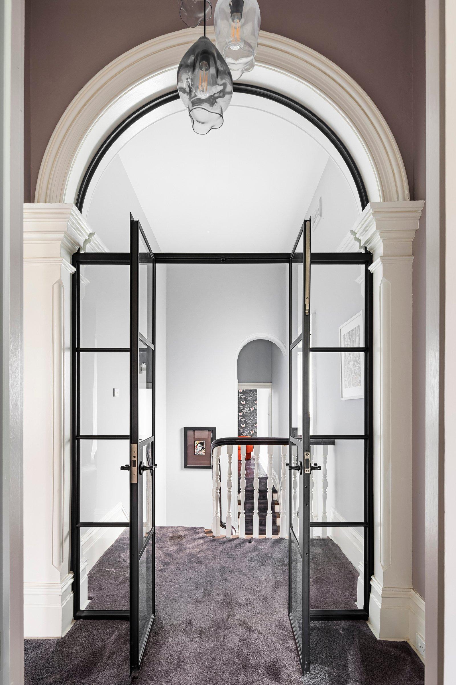 18 Canterbury Road, Albert Park, 3206