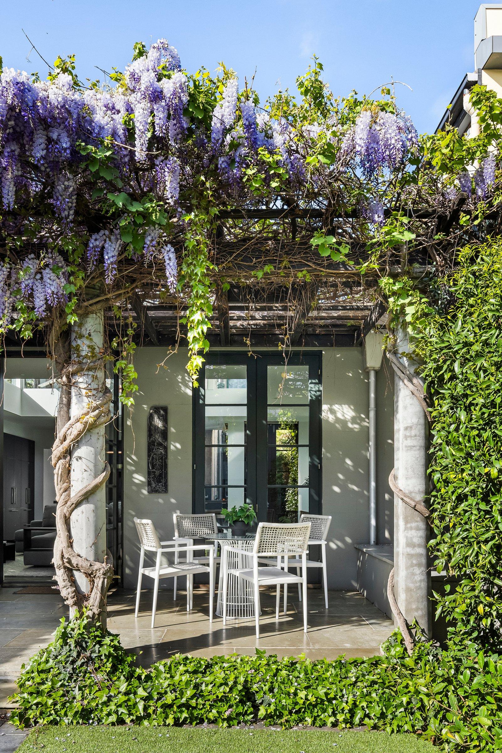 18 Canterbury Road, Albert Park, 3206