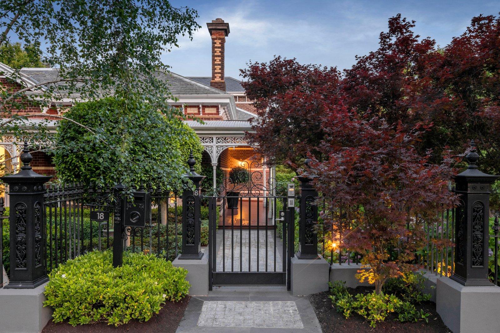 18 Coleridge Street, Kew, 3101