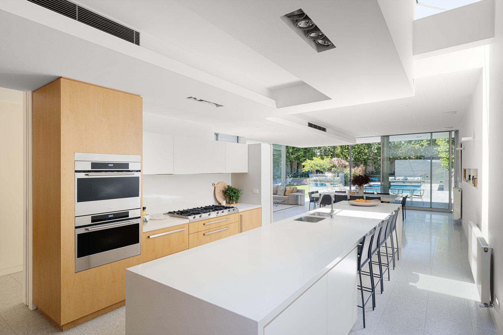 18 Findon Crescent, Kew, 3101