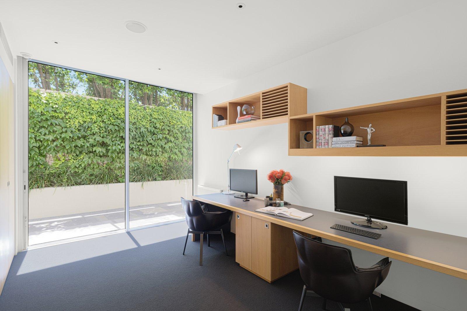 18 Findon Crescent, Kew, 3101