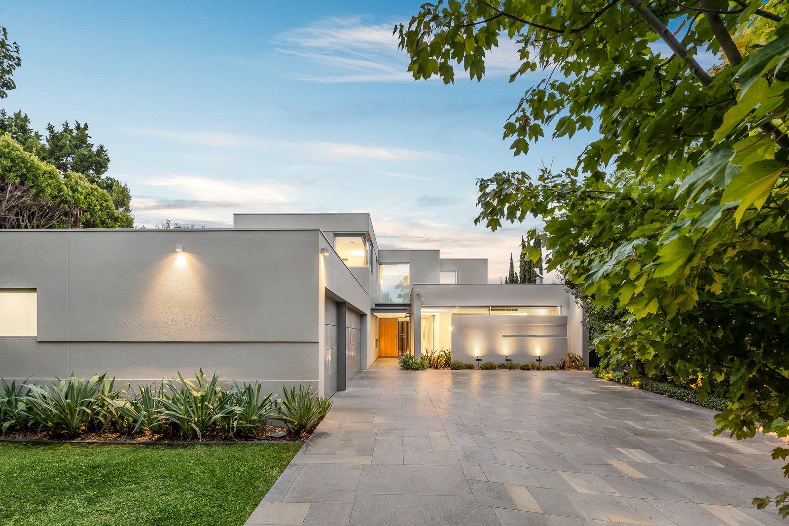 18 Findon Crescent, Kew, 3101