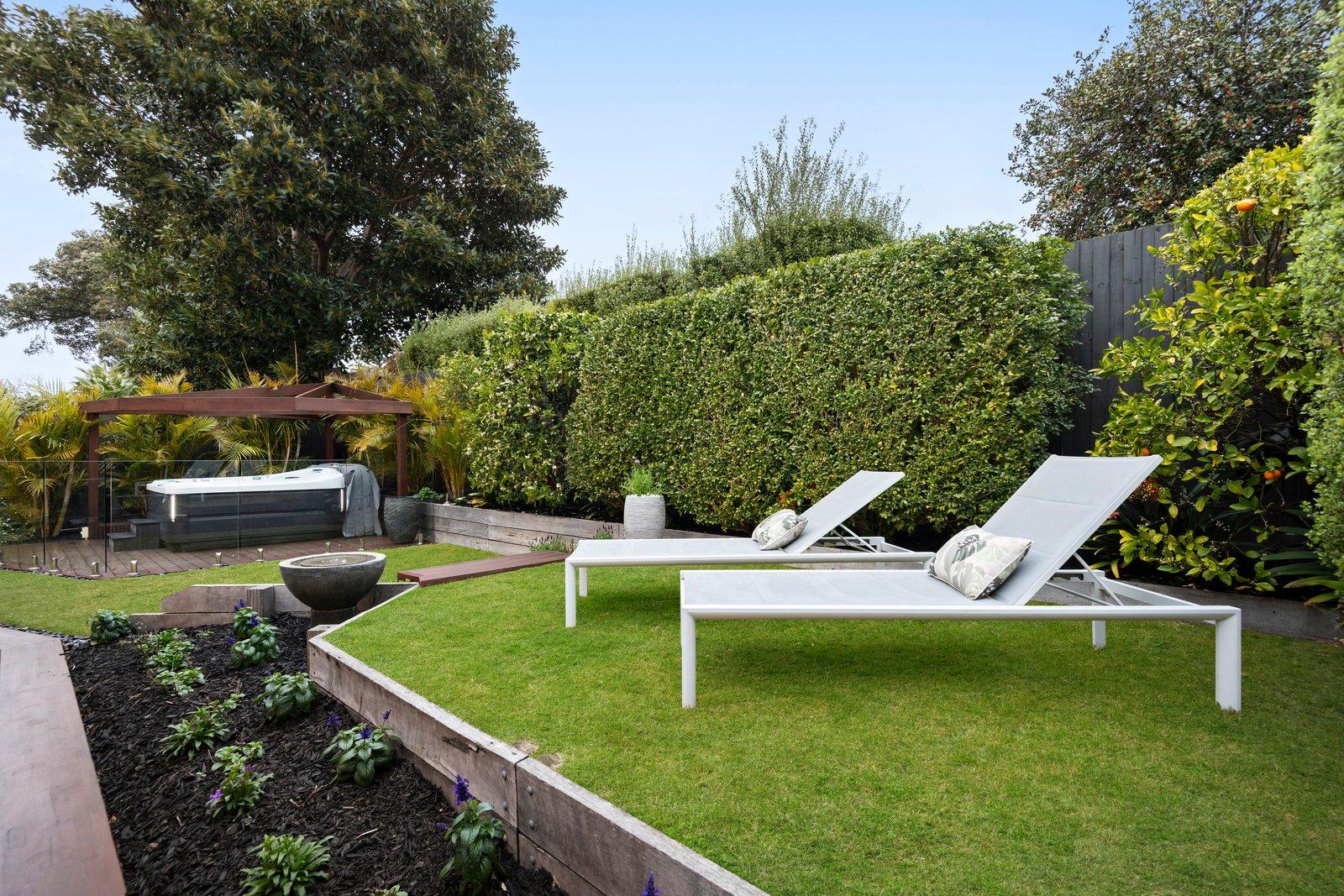 18 Folkestone Crescent, Beaumaris, 3193