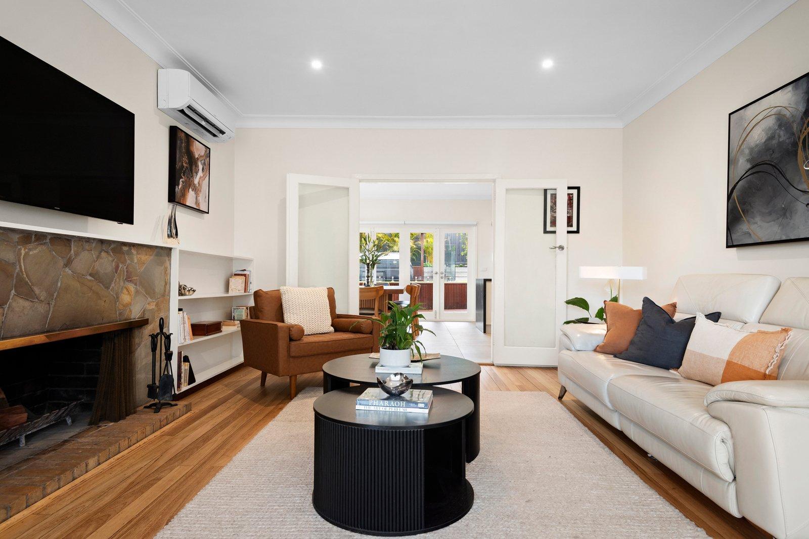 18 Folkestone Crescent, Beaumaris, 3193