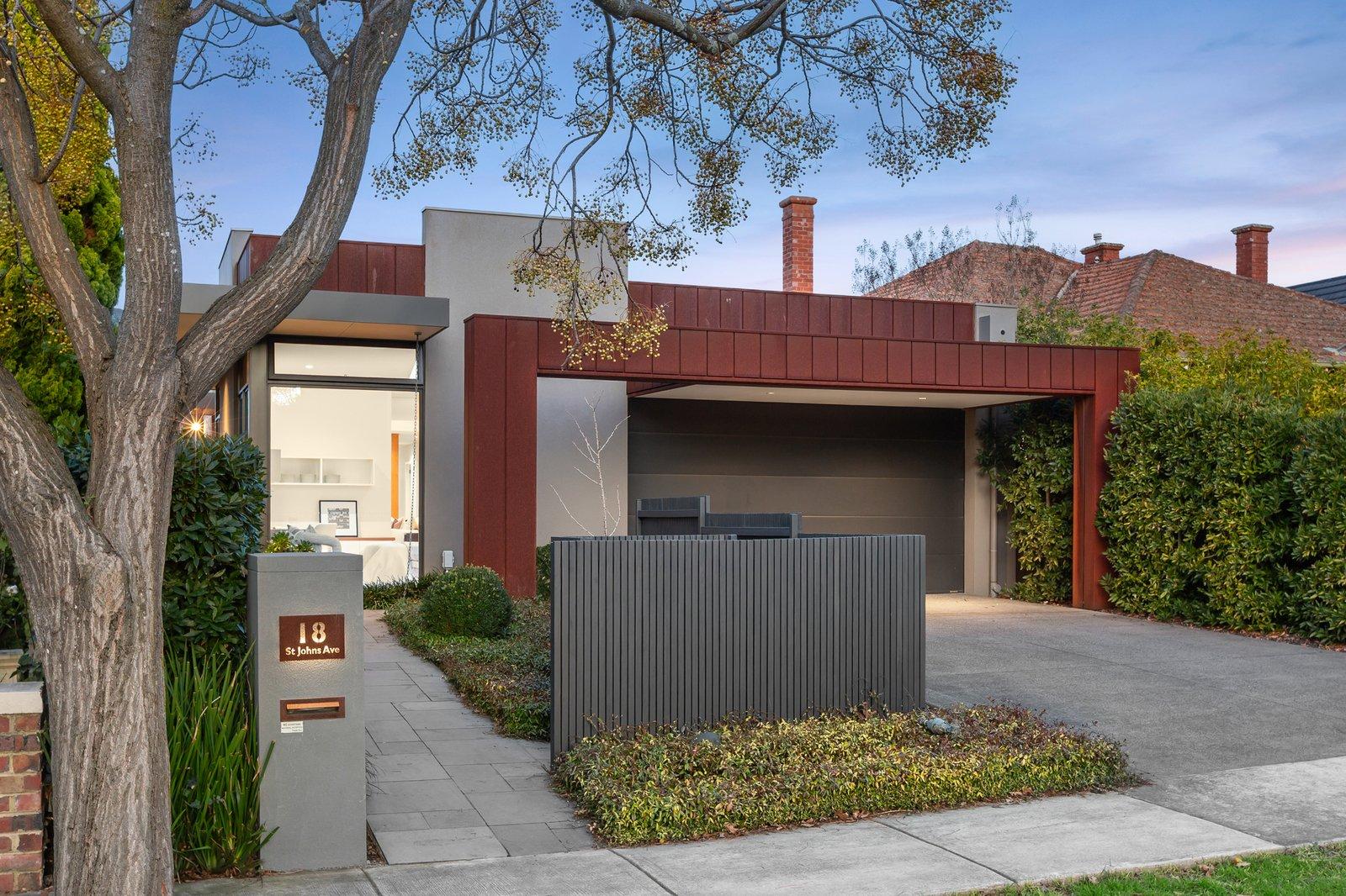 18 St Johns Avenue, Mont Albert, 3127