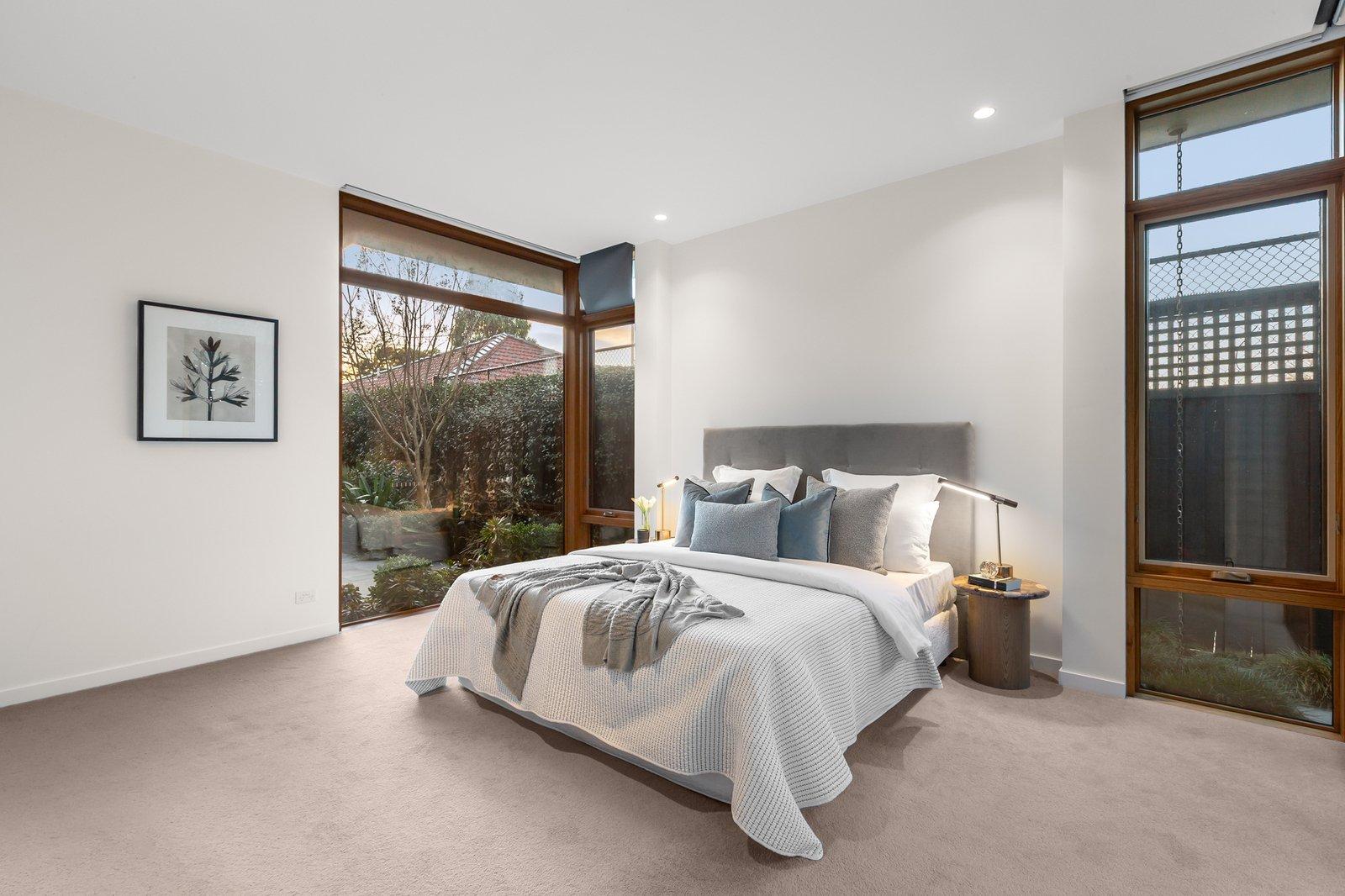 18 St Johns Avenue, Mont Albert, 3127