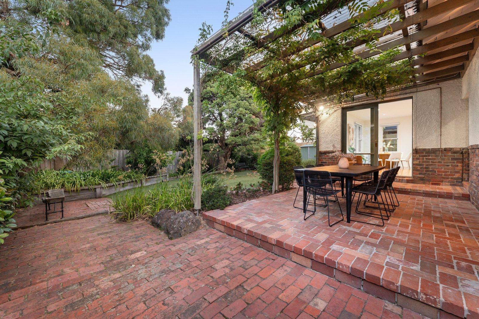 1811-1813 Malvern Road, Glen Iris, 3146