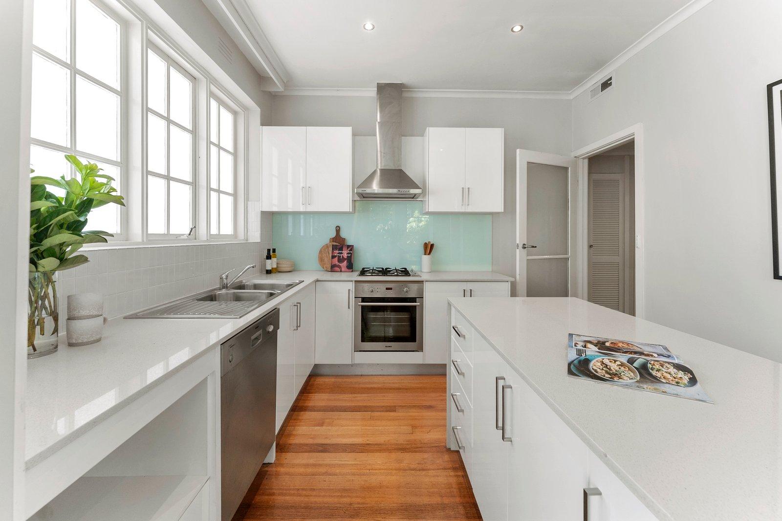 18/24-26 Springfield Avenue, Toorak, 3142