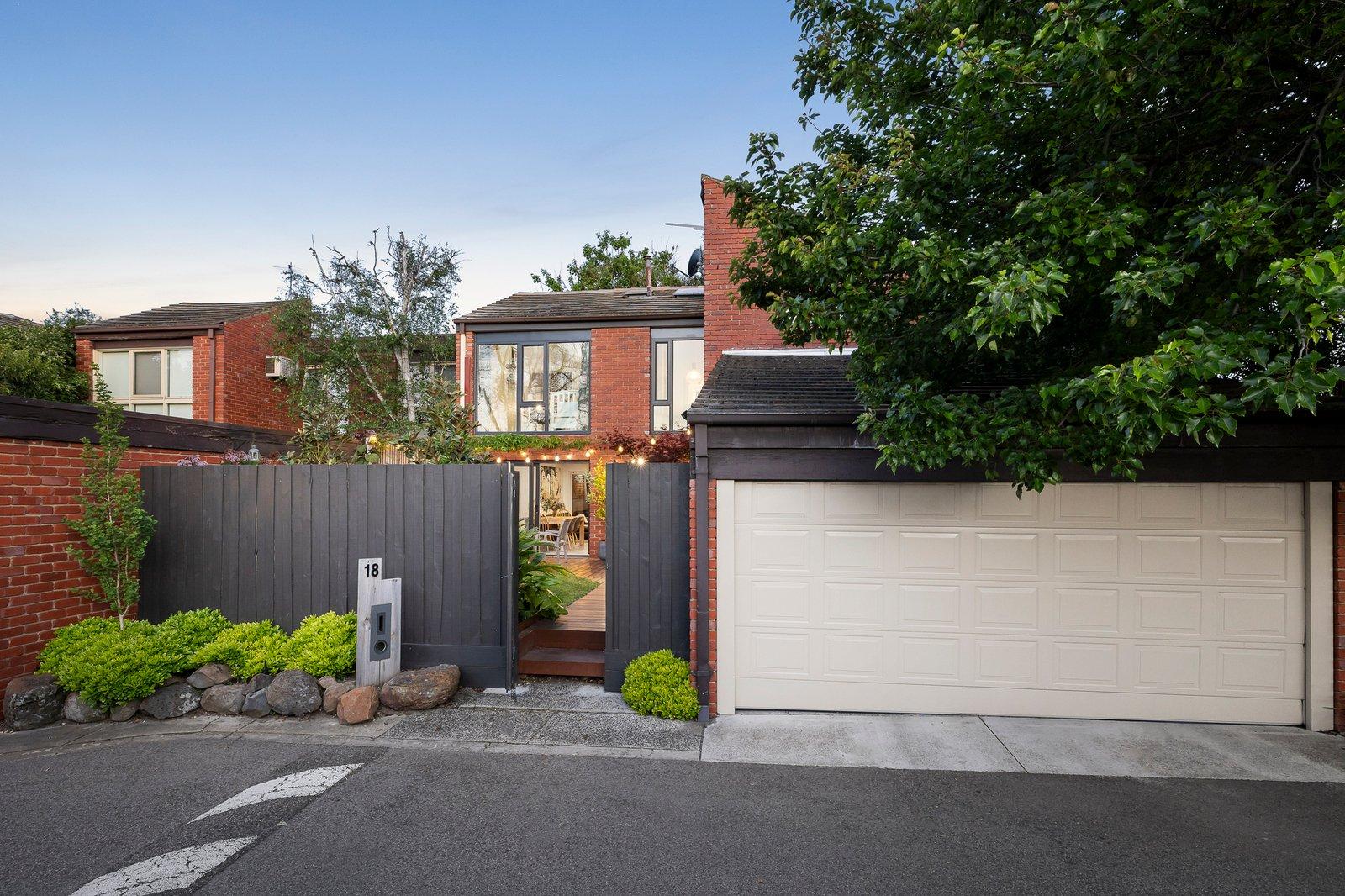 18/3 Landcox Street, Brighton East, 3187