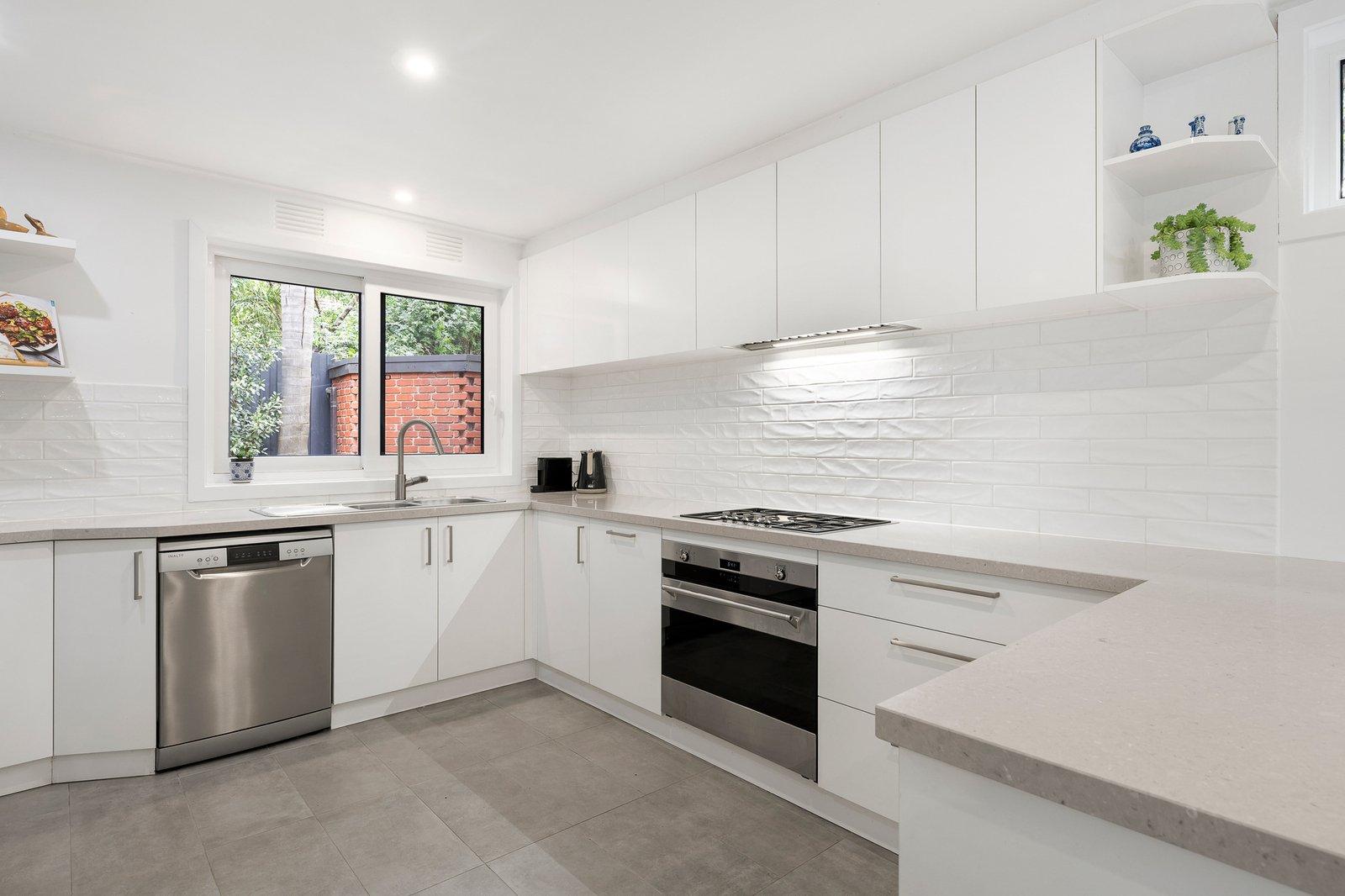 18/3 Landcox Street, Brighton East, 3187