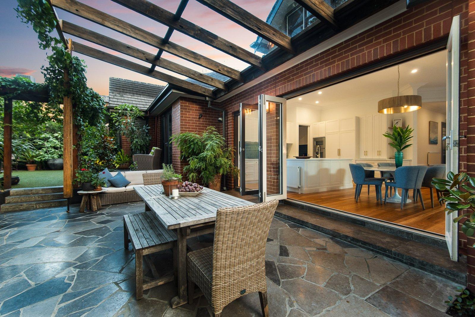 18a Ferncroft Avenue, Malvern East, 3145