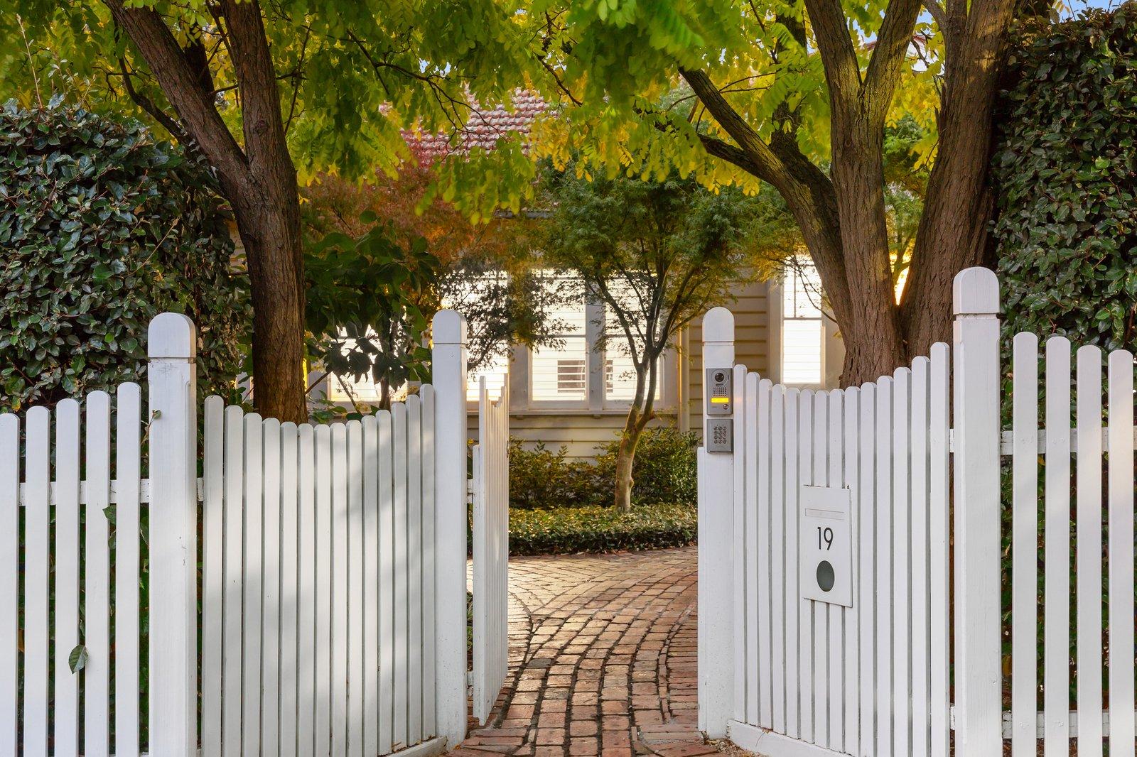 19 Fakenham Road, Ashburton, 3147