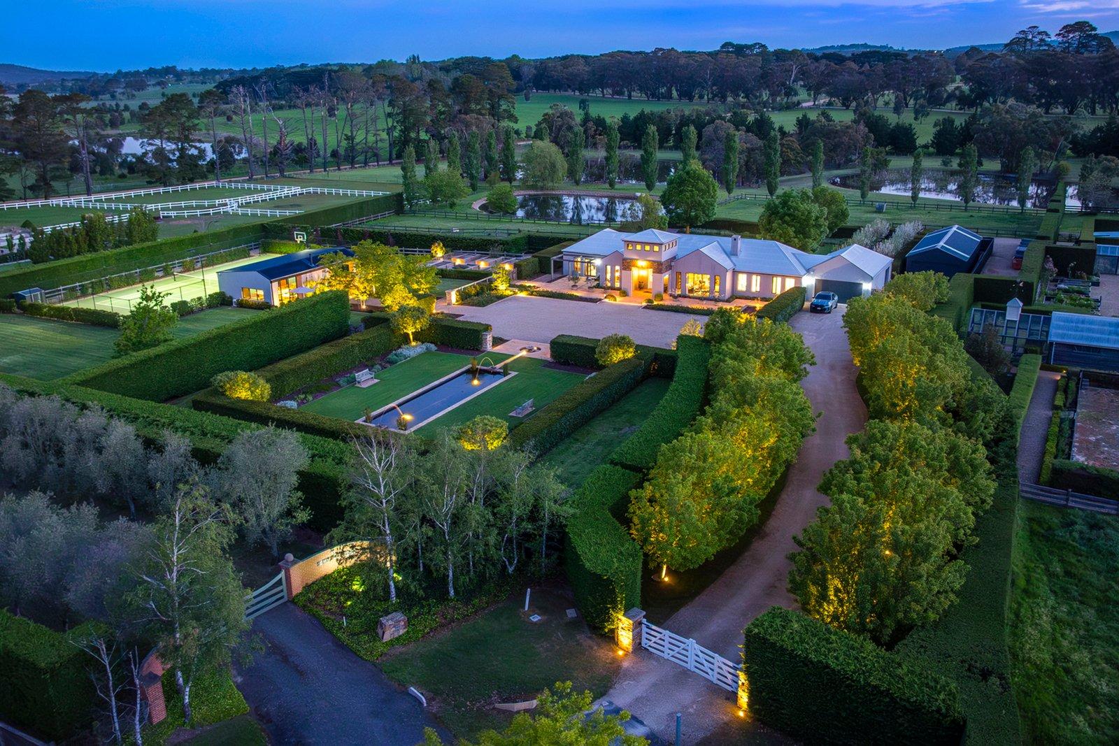 19 Hammet Place, Macedon, 3440