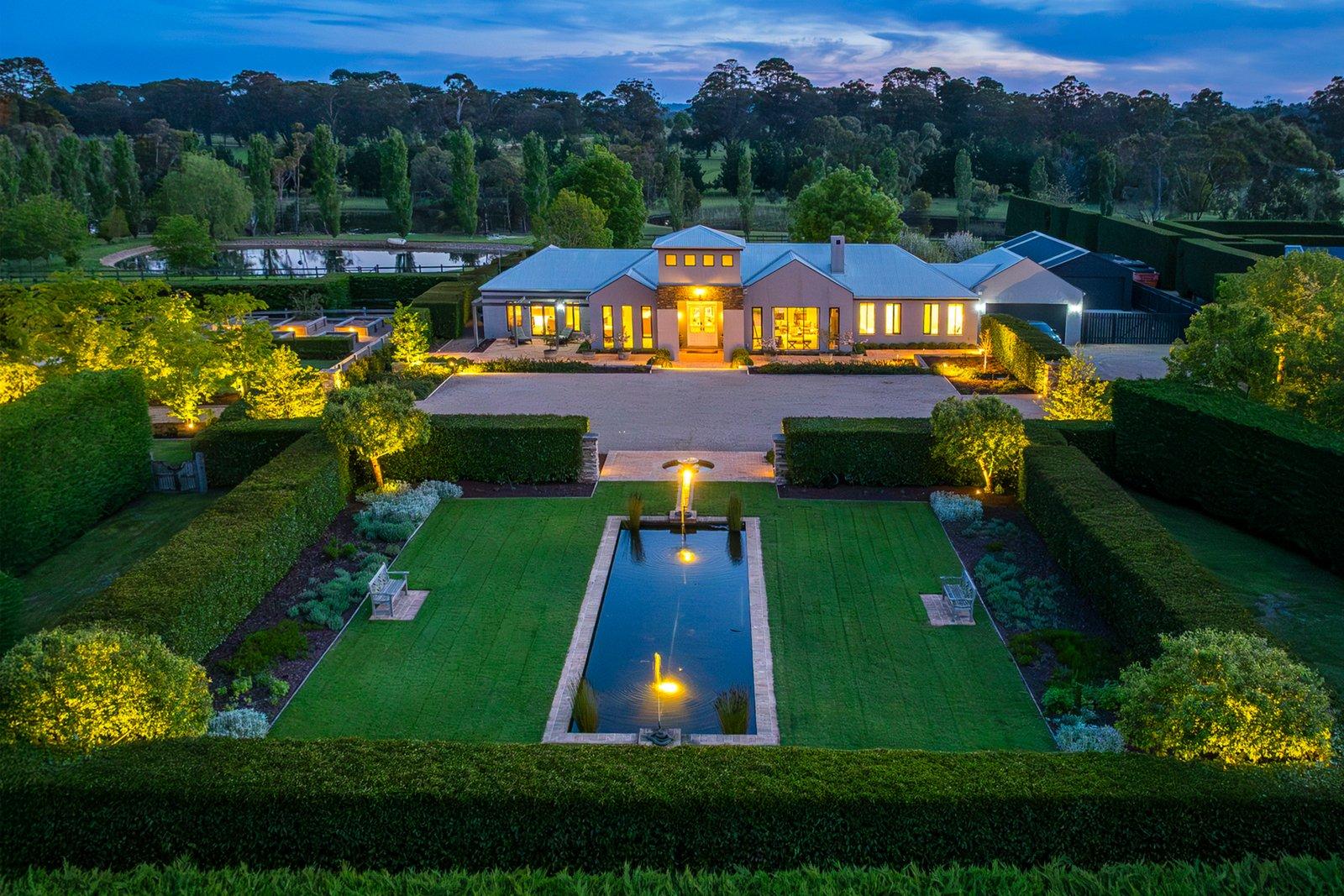 19 Hammet Place, Macedon, 3440