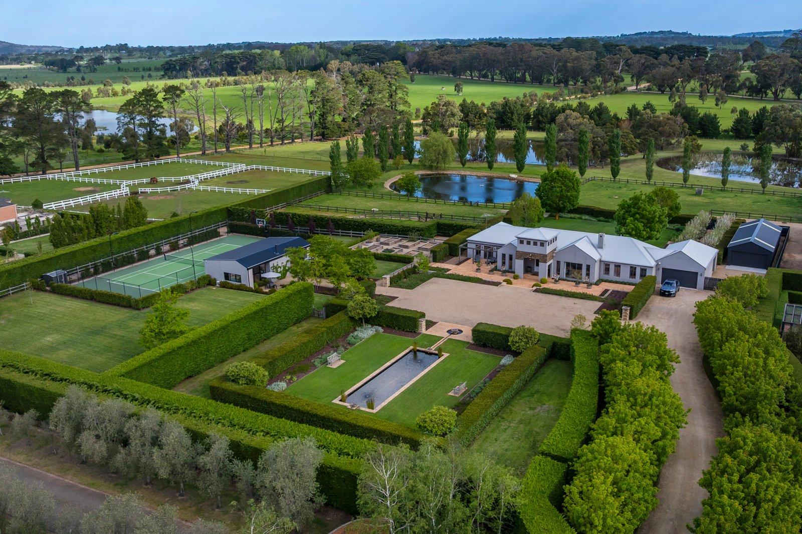 19 Hammet Place, Macedon, 3440