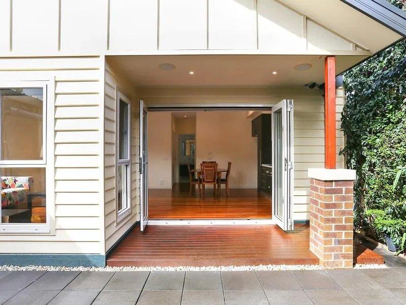 19 Hobson Street, Thornbury, Vic