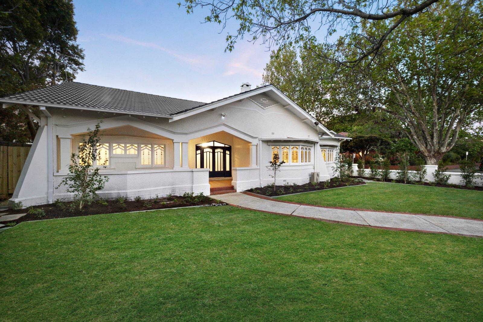 19 Hughenden Road, St Kilda East, 3183