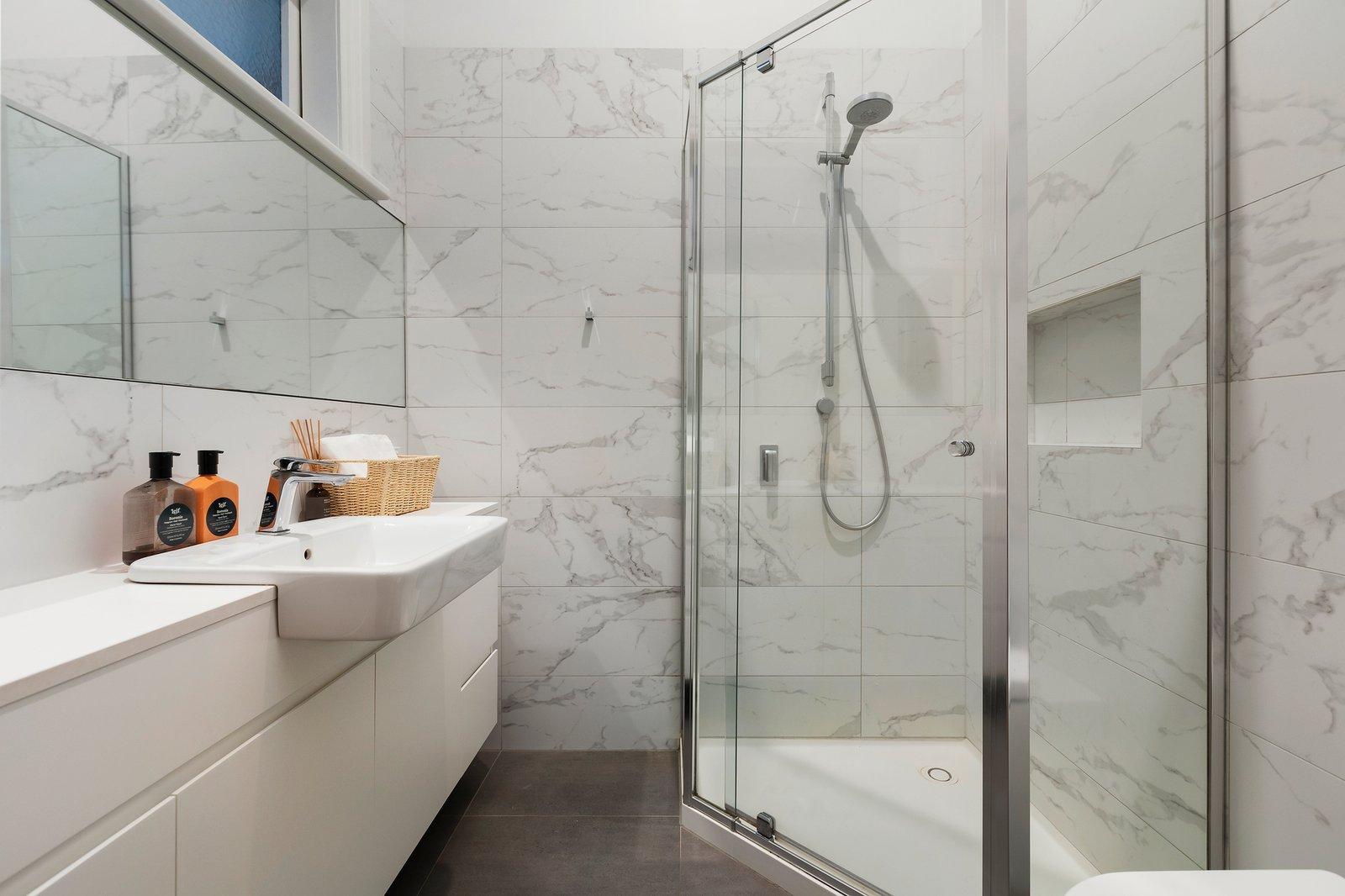 19 Invermay Grove, Hawthorn East, 3123