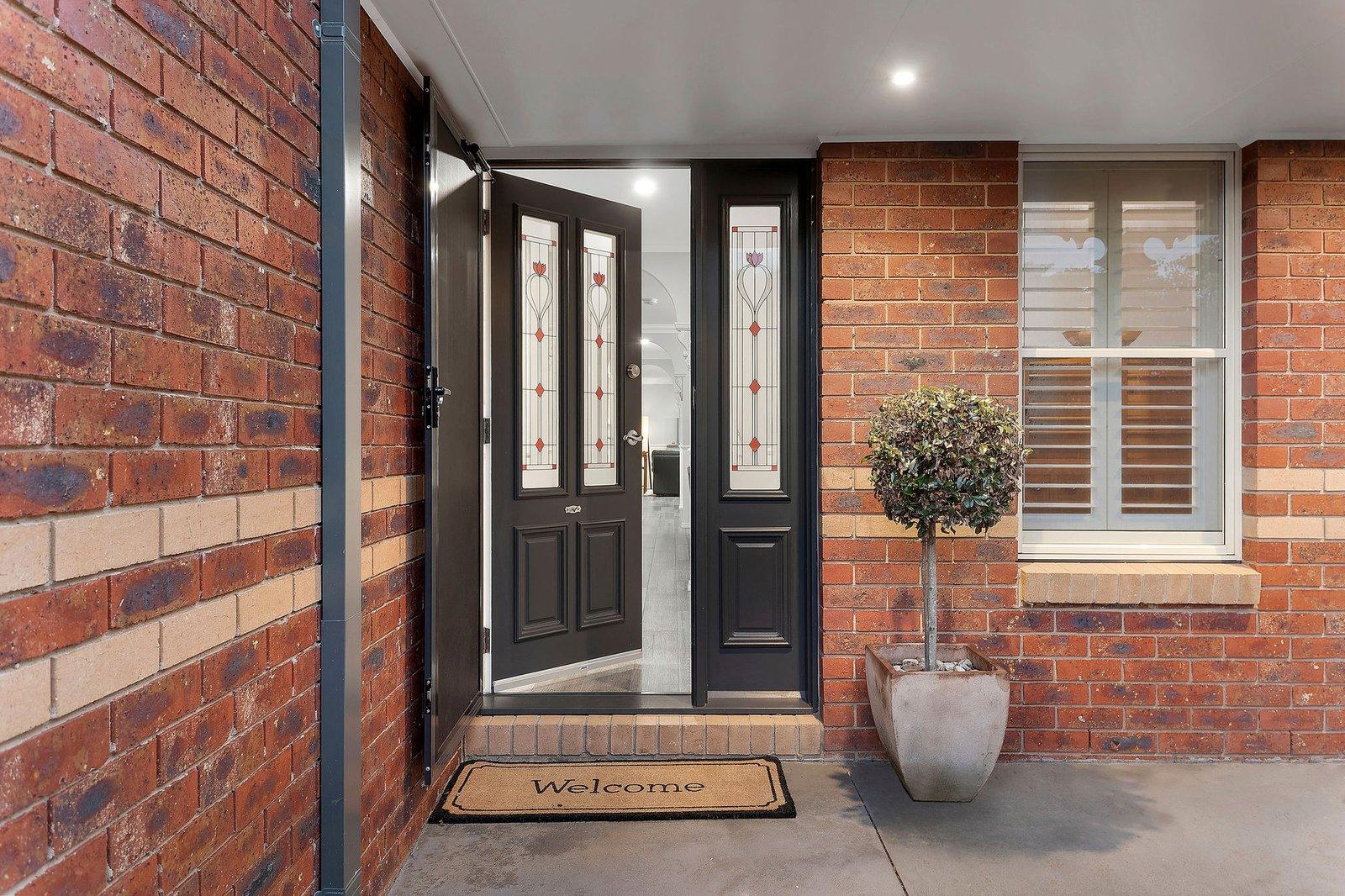 19 Kathleen Crescent, Mornington, 3931