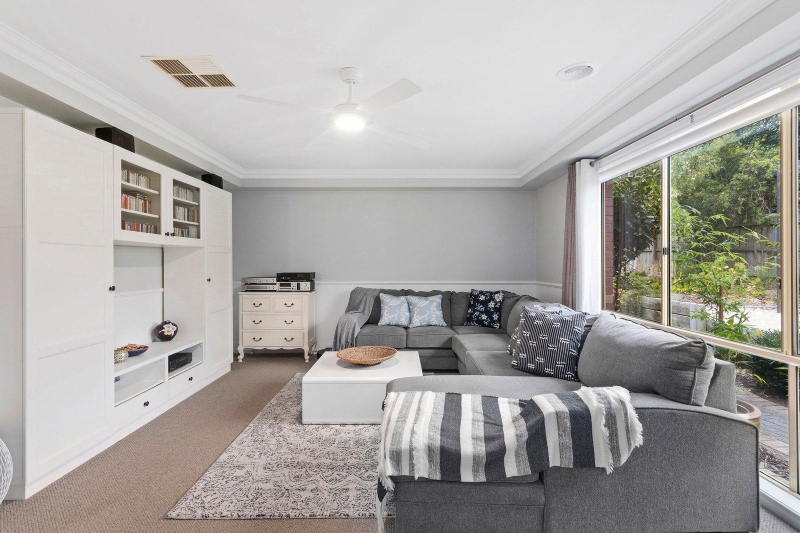 19 Kathleen Crescent, Mornington, 3931