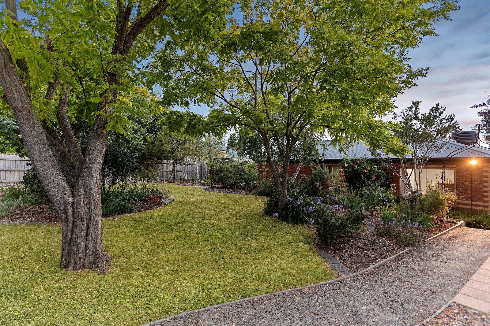 19 Kathleen Crescent, Mornington, 3931