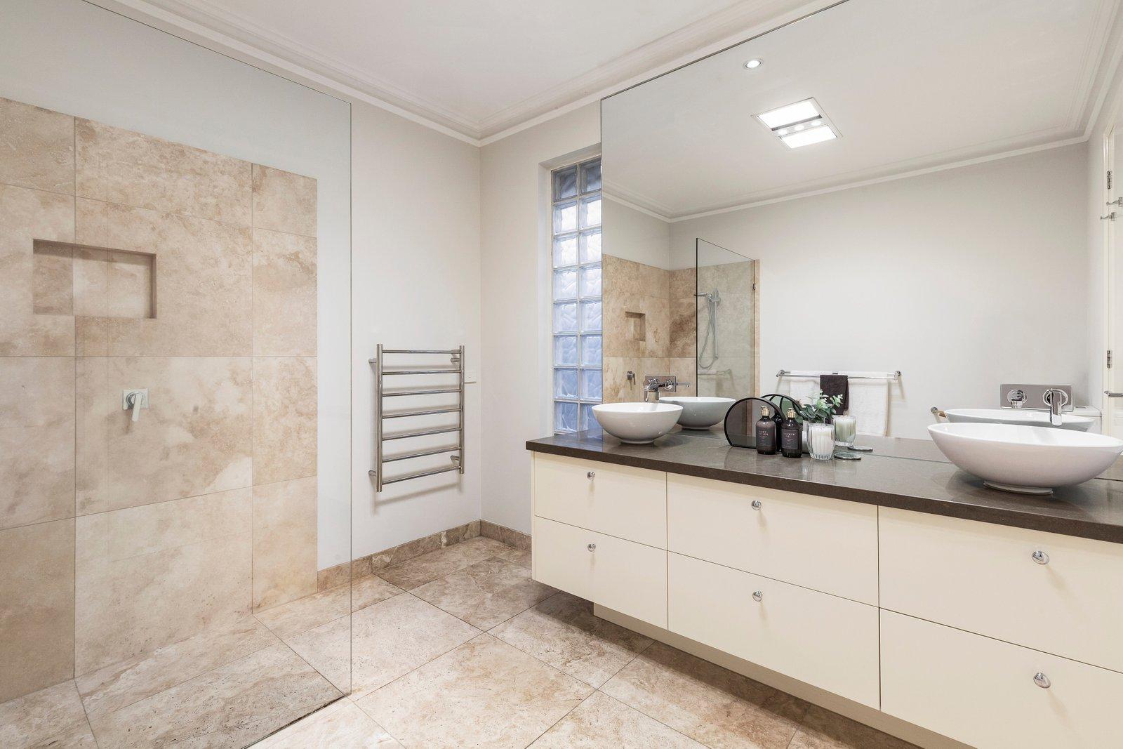 19 King Street, Camberwell, 3124