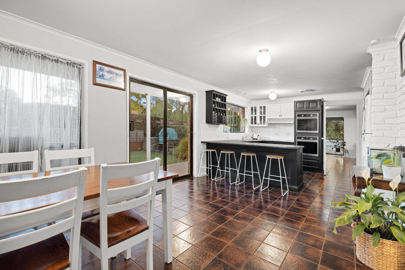 195 Roberts Road, Mornington, 3931