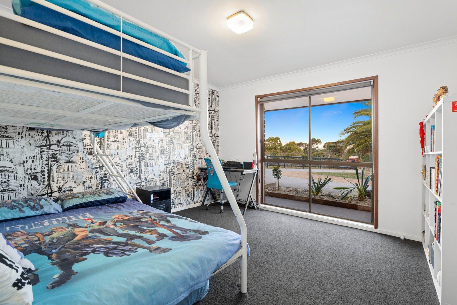 195 Roberts Road, Mornington, 3931