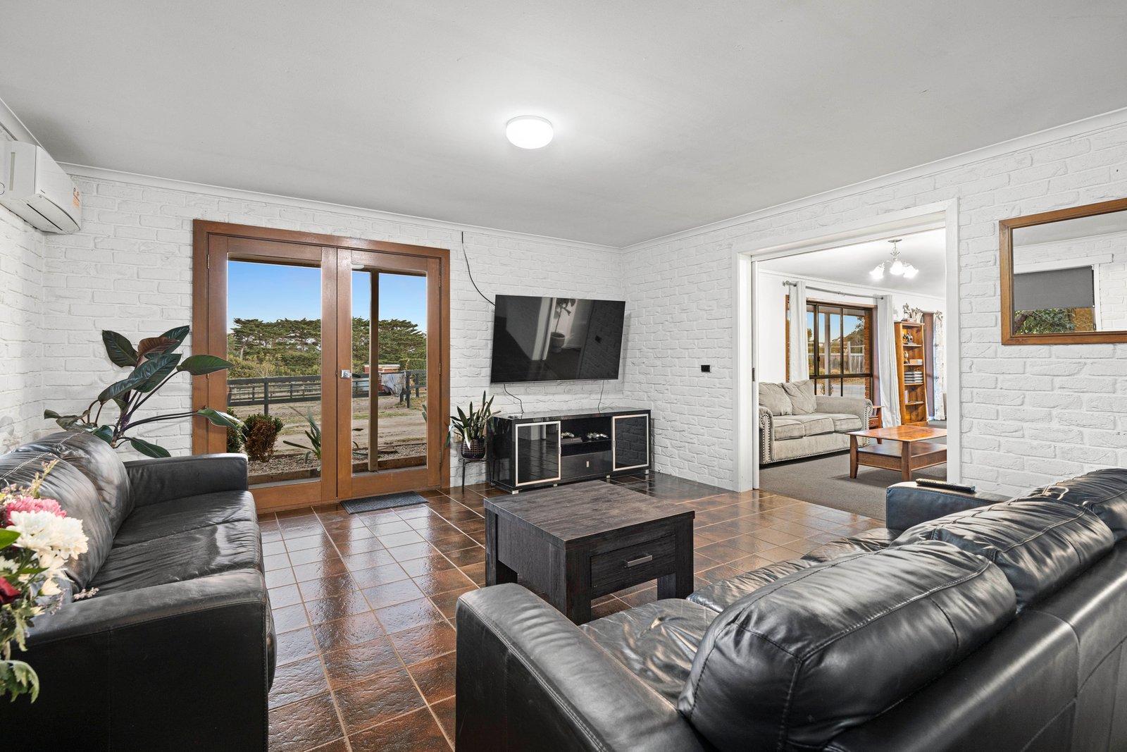 195 Roberts Road, Mornington, 3931
