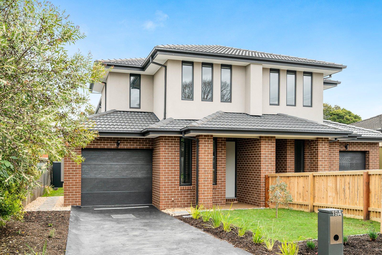 19A Allanfield Crescent, Wantirna South, 3152
