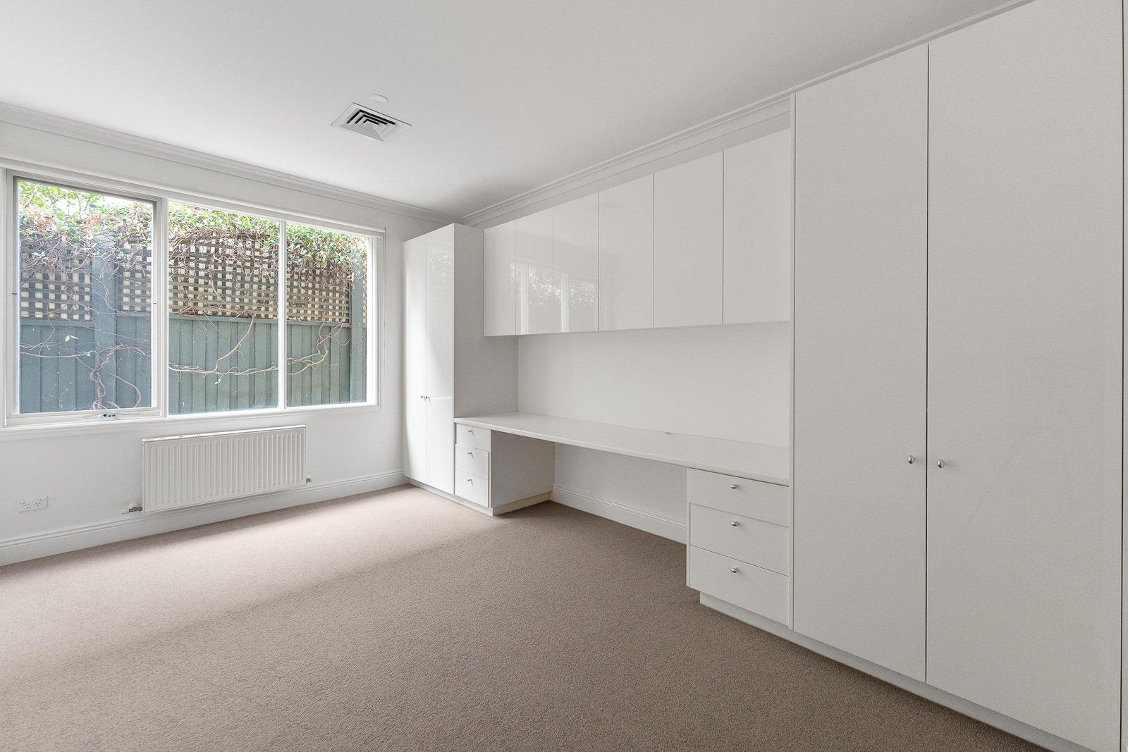 1A Mernda Road, Kooyong, 3144