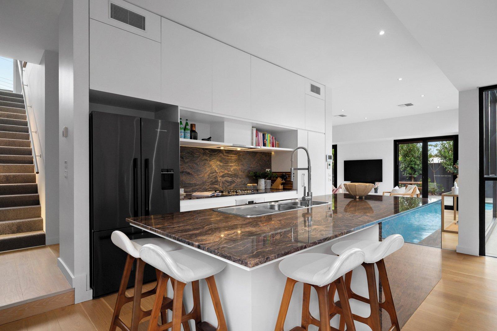 1A Raynes Park Road, Hampton, 3188