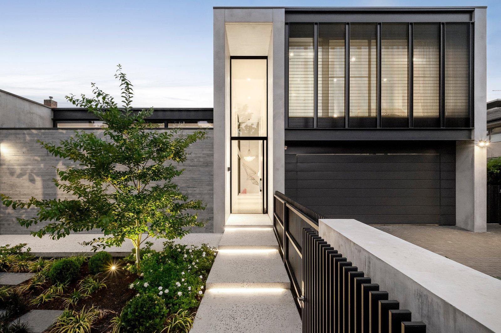 2 Middle Road, Camberwell, 3124