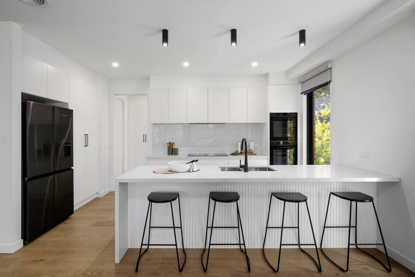 2 Moona Avenue, Mornington, 3931