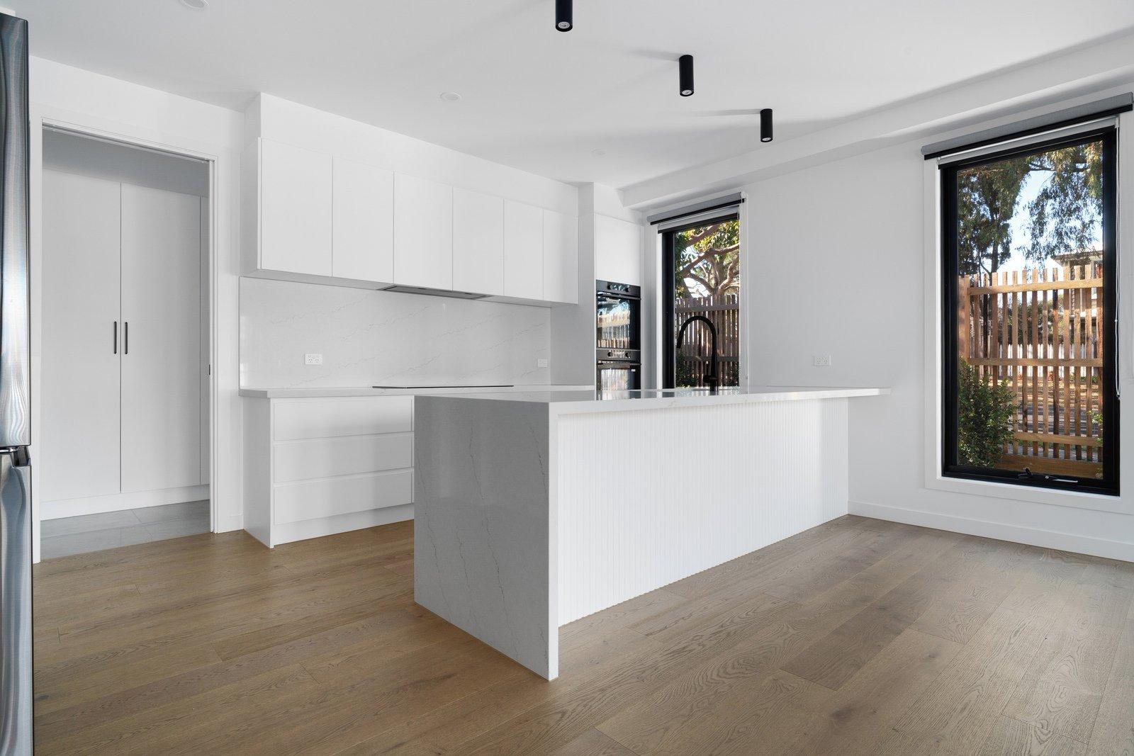 2 Moona Avenue, Mornington, 3931