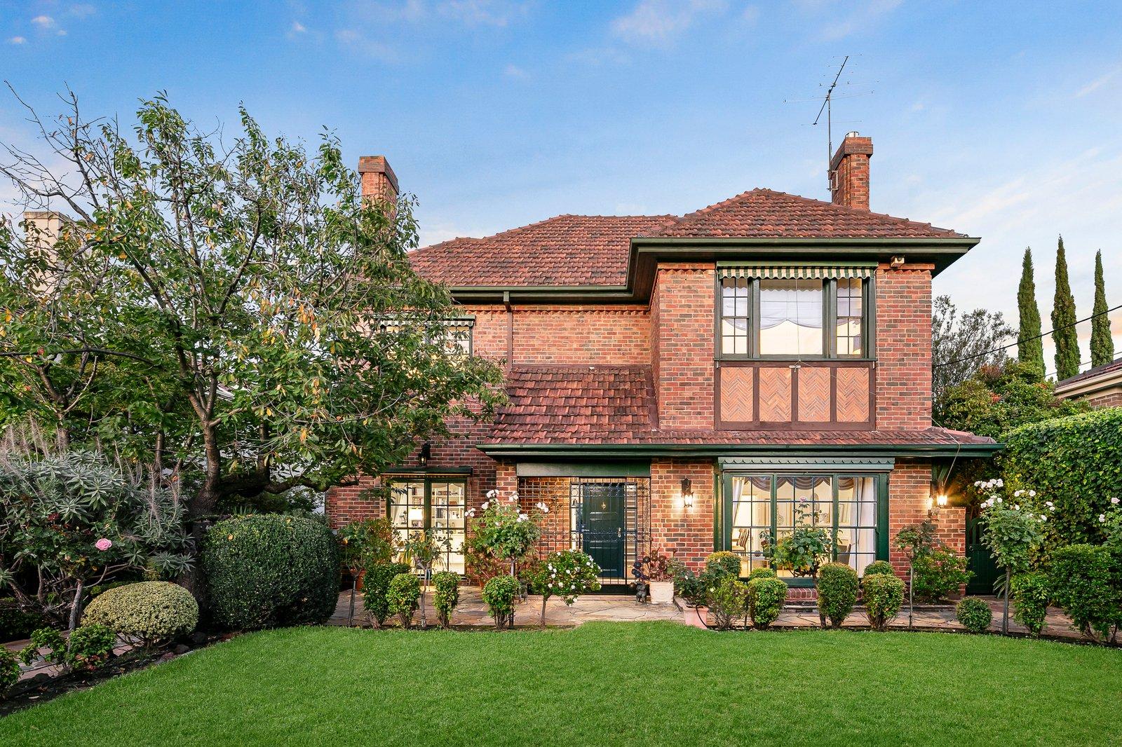 2 Berkeley Court, Kew, 3101