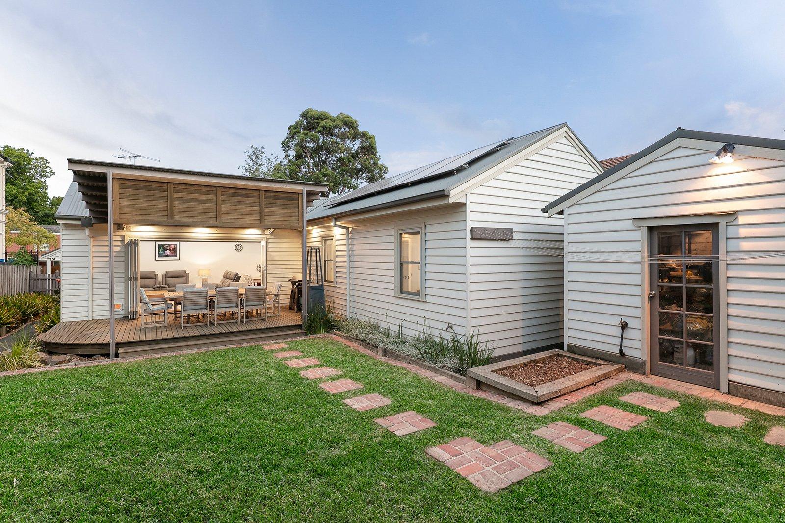 2 Catherine Street, Box Hill, 3128