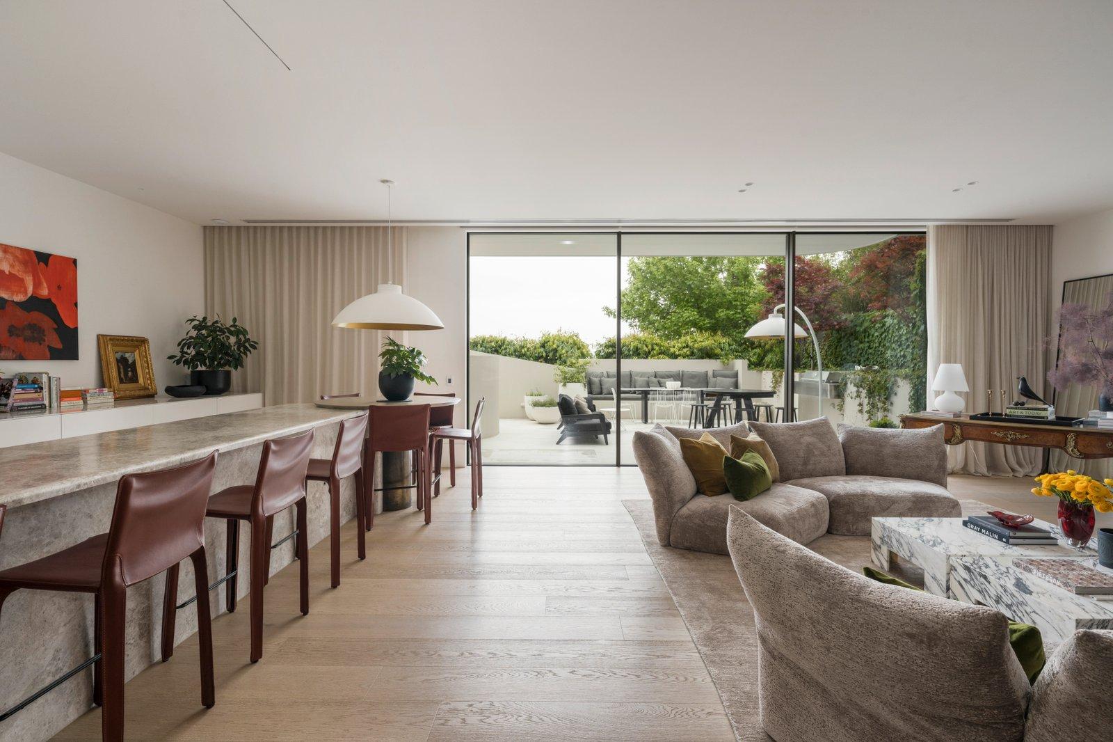 2 Lisbuoy Court, Toorak, 3142