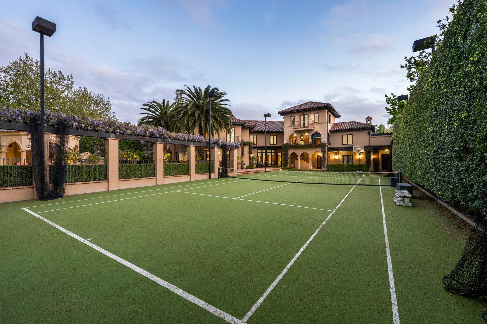 2 Towers Road, Toorak, 3142