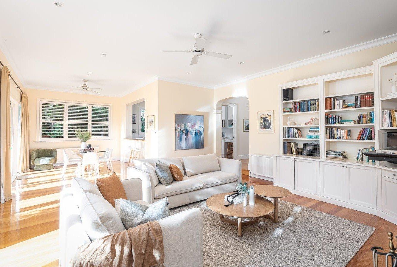 2 Yeovil Road, Glen Iris, 3146