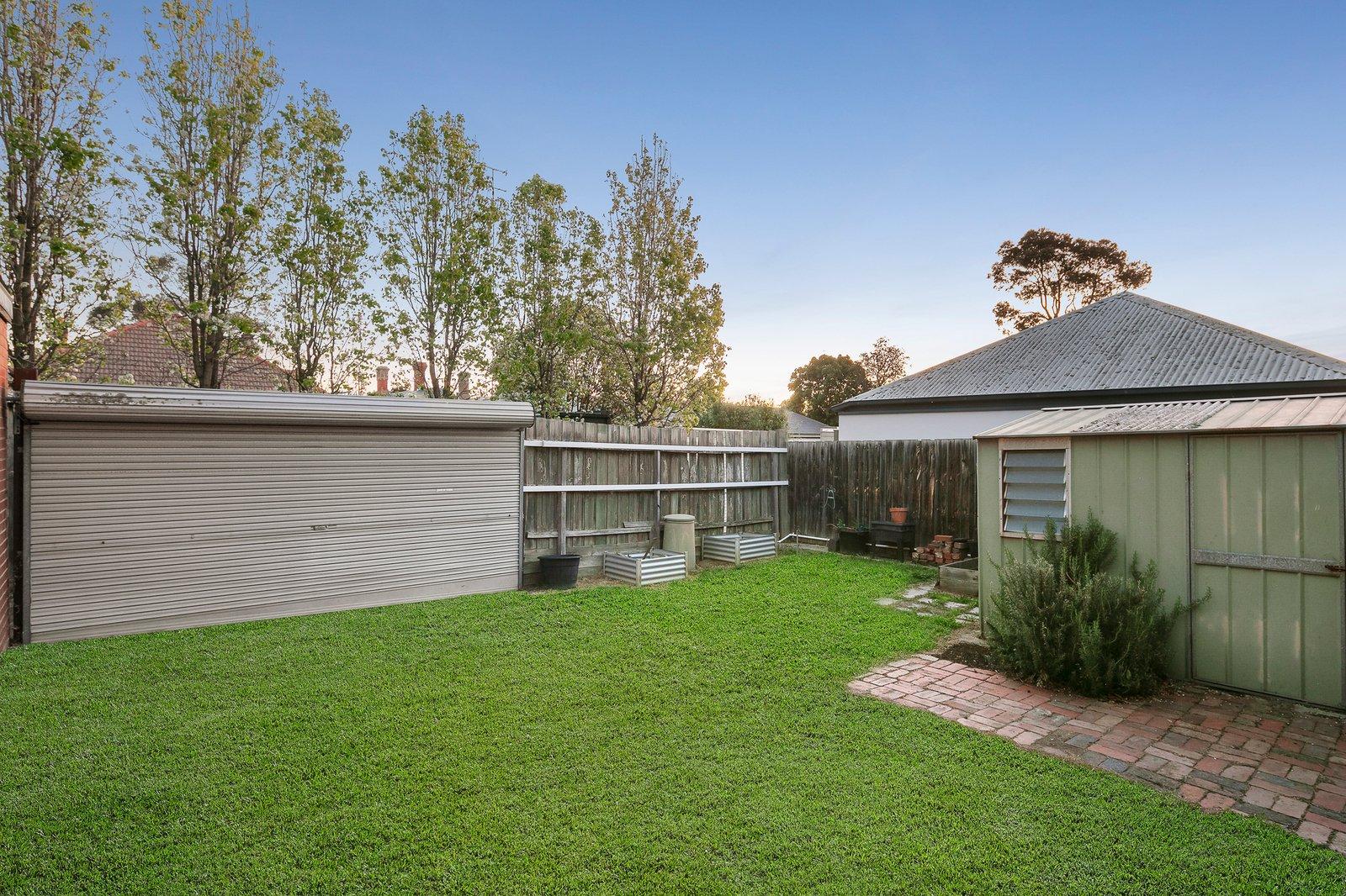 20 Auburn Parade, Hawthorn East, 3123